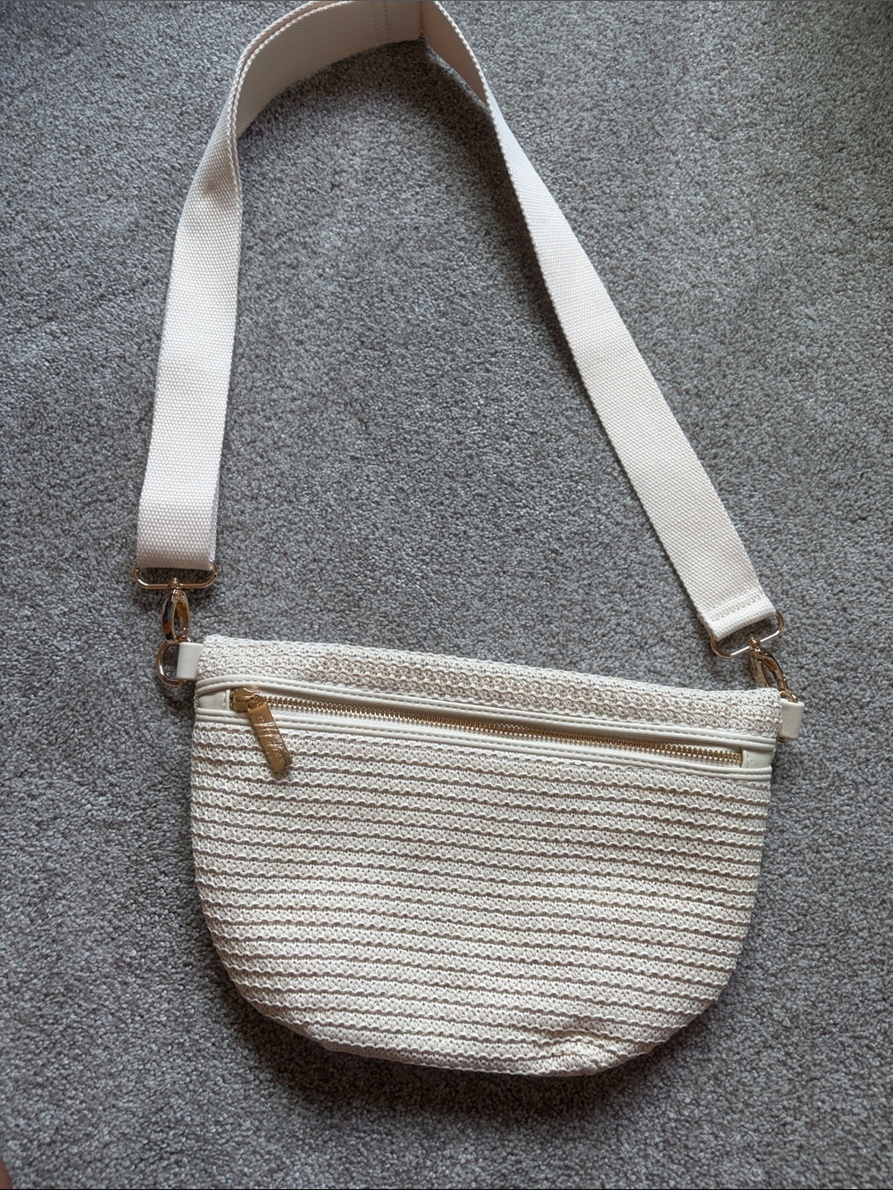 Cream Woven Crossbody/Bum Bag with Adjustable Strap in perfect condition NWOT